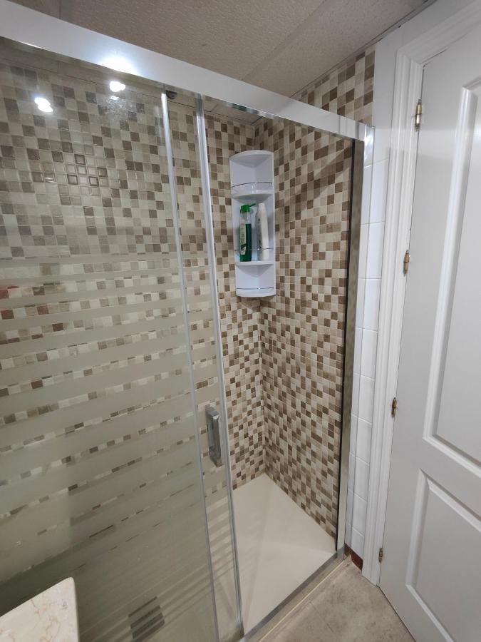 Gran Apartamento Cerca De La Playa Con Piscina En El Centro Фуэнхирола Экстерьер фото