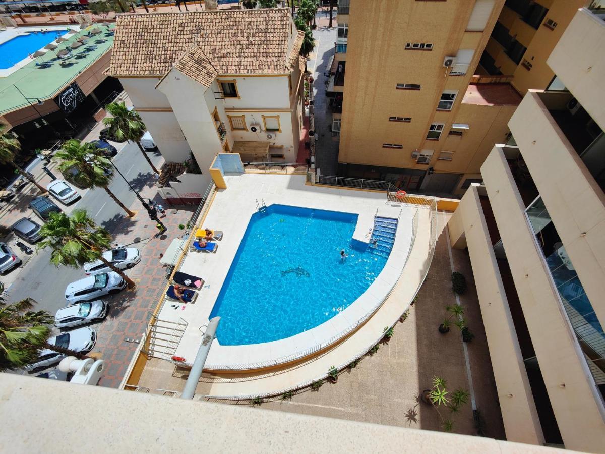 Gran Apartamento Cerca De La Playa Con Piscina En El Centro Фуэнхирола Экстерьер фото