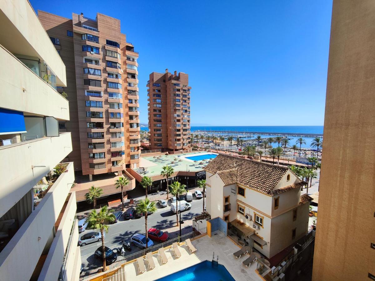 Gran Apartamento Cerca De La Playa Con Piscina En El Centro Фуэнхирола Экстерьер фото
